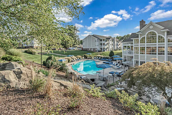 The Vinings Apartments property